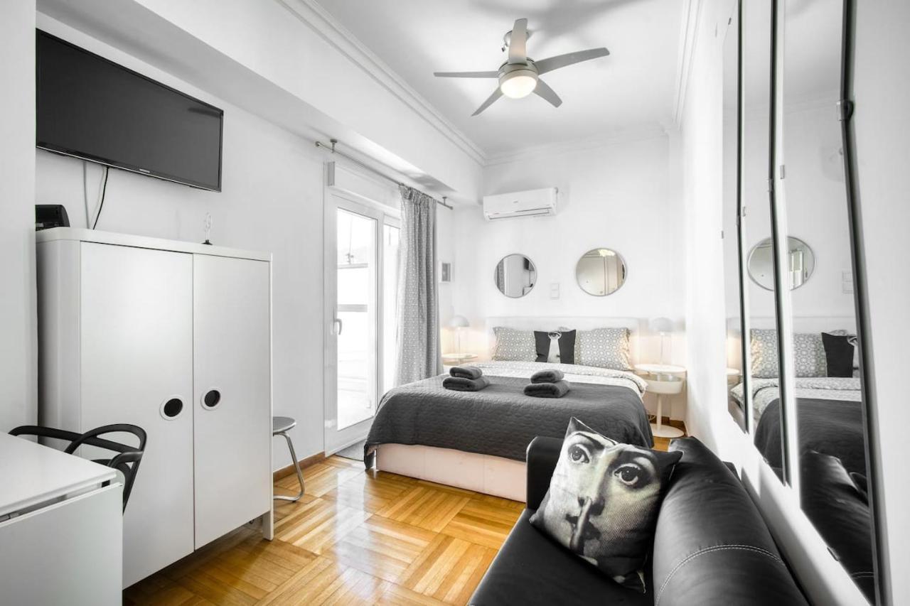 The Cactus Apartment With Large Sunny Balcony Атина Екстериор снимка